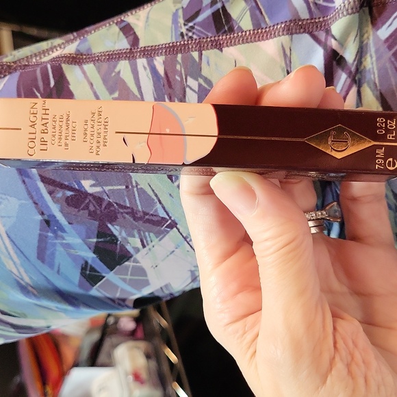 Charlotte Tilbury Collagen Lip Bath: Walk Of No Shame, .26oz, NIB - Picture 5 of 6